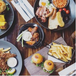 Hangout on 20 Preston Hangout on 20 Preston