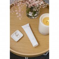 Ecoya Guava & Lychee Sorbet Travel Hand Care Set Ecoya Guava & Lychee Sorbet Travel Hand Care Set